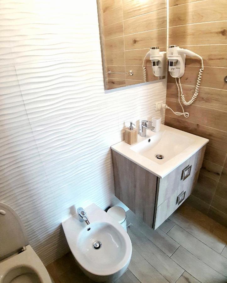 Pisa City Lodge Екстериор снимка